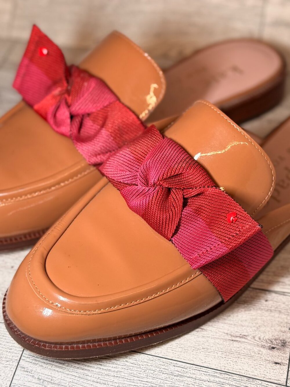 Kate Spade Leandra Mule Loafers Cognac Patent with Pink Bow Size 10B